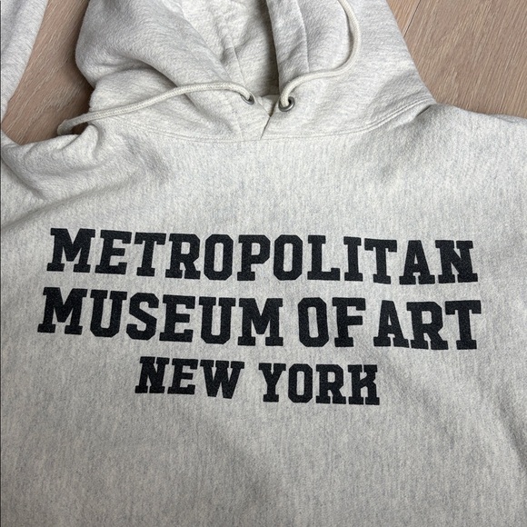Met Campus Hoodie - Picture 4 of 4